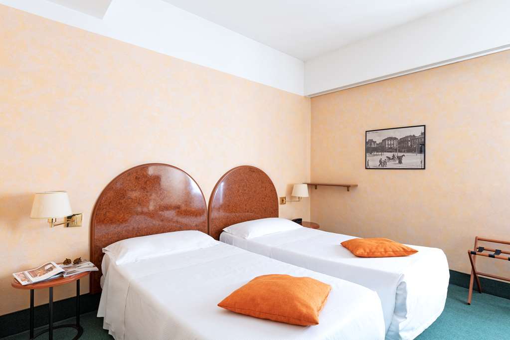 B&B Hotel Como City Center Номер фото